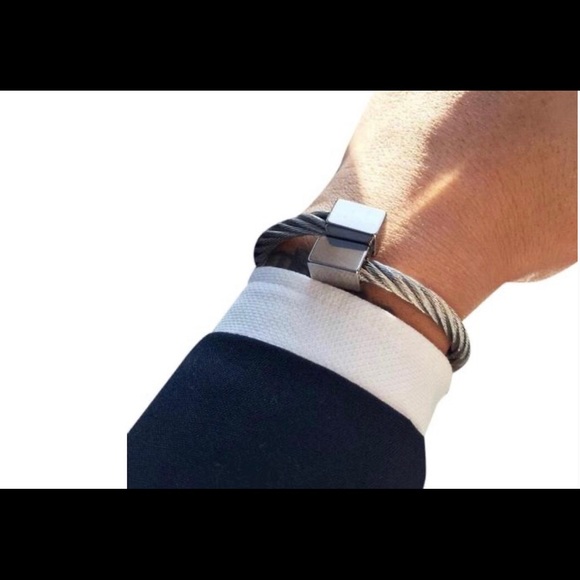 Stainless steel Titanium Adjustable cuff Bracelet - Picture 3 of 4